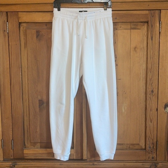 H&M Pants - H&M White Cotton - Poly blend Joggers Sz. Small